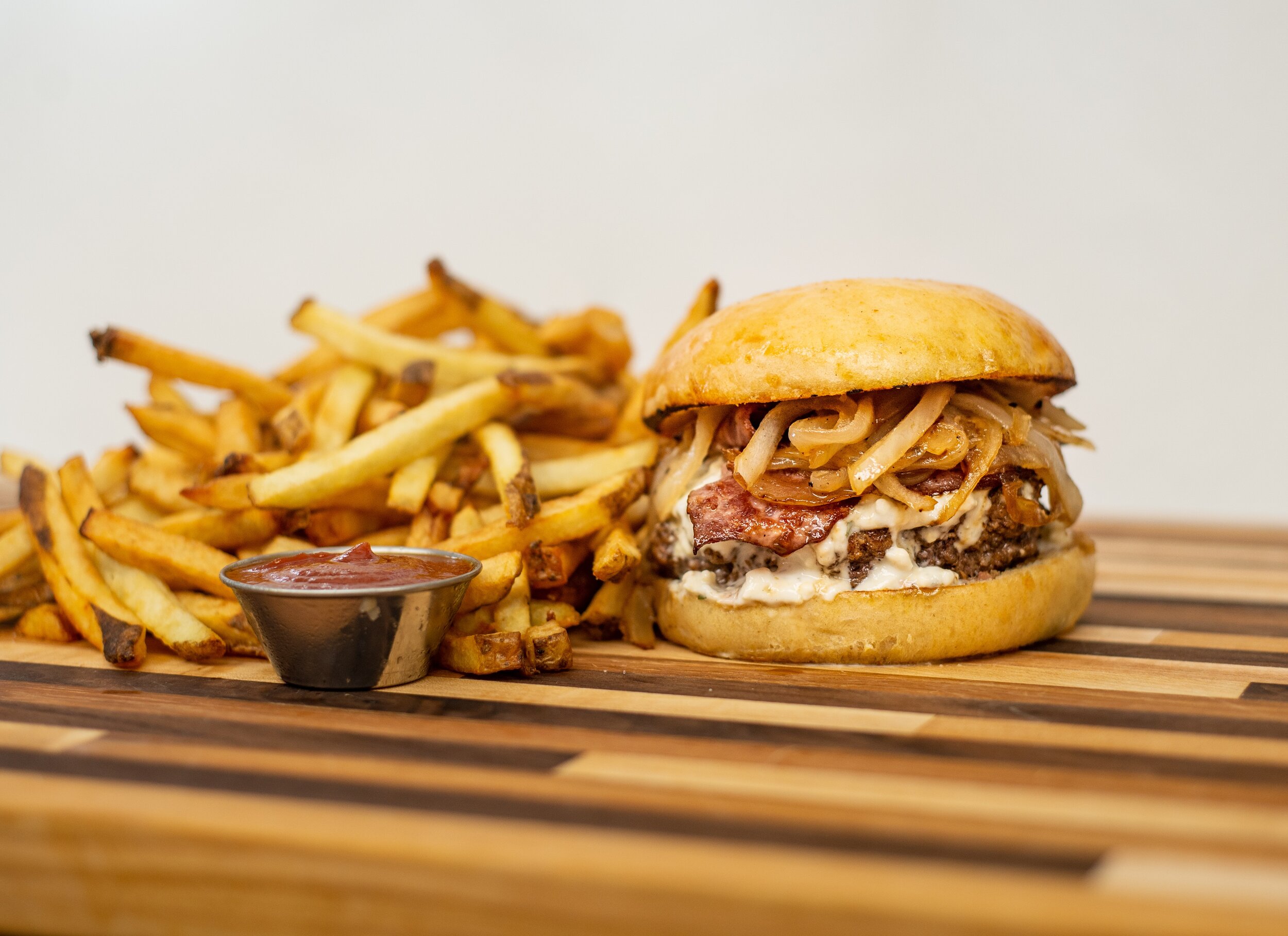 hamburger with fries